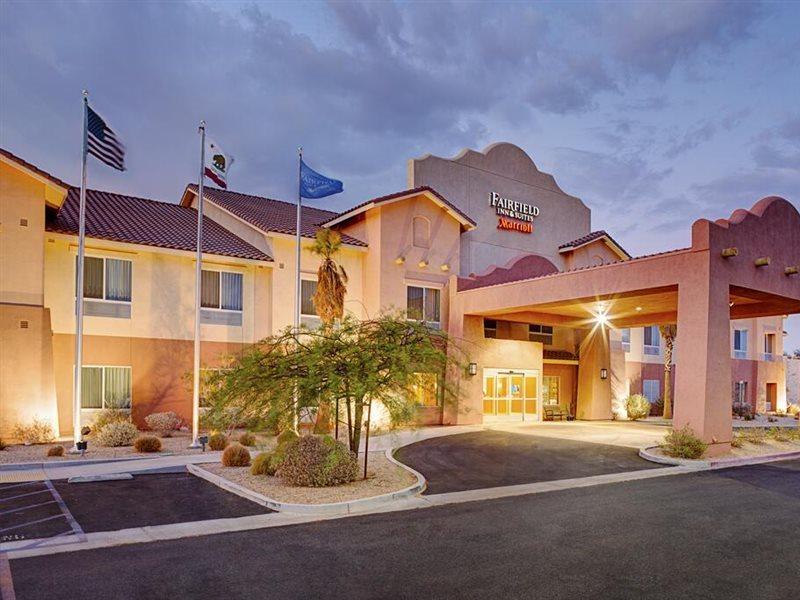 Fairfield Inn & Suites Twentynine Palms - Joshua Tree National Park Екстериор снимка