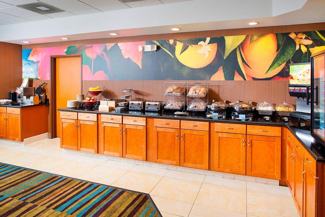 Fairfield Inn & Suites Twentynine Palms - Joshua Tree National Park Екстериор снимка