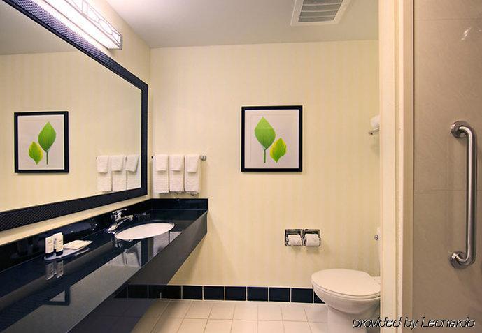 Fairfield Inn & Suites Twentynine Palms - Joshua Tree National Park Стая снимка