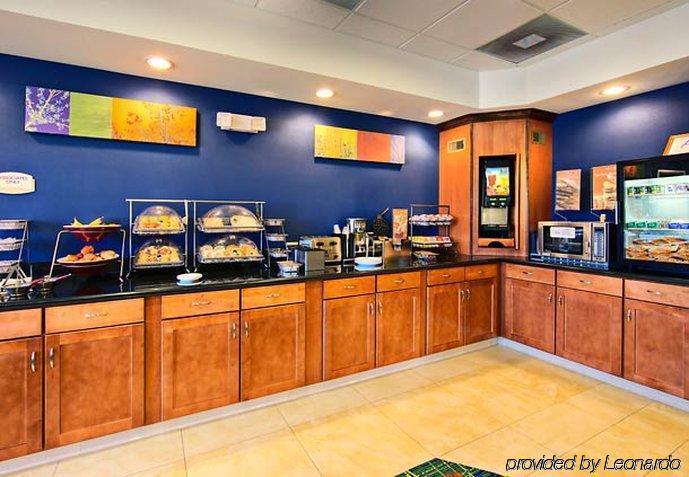 Fairfield Inn & Suites Twentynine Palms - Joshua Tree National Park Екстериор снимка